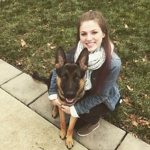 Meet your Posher, Kaitlyn